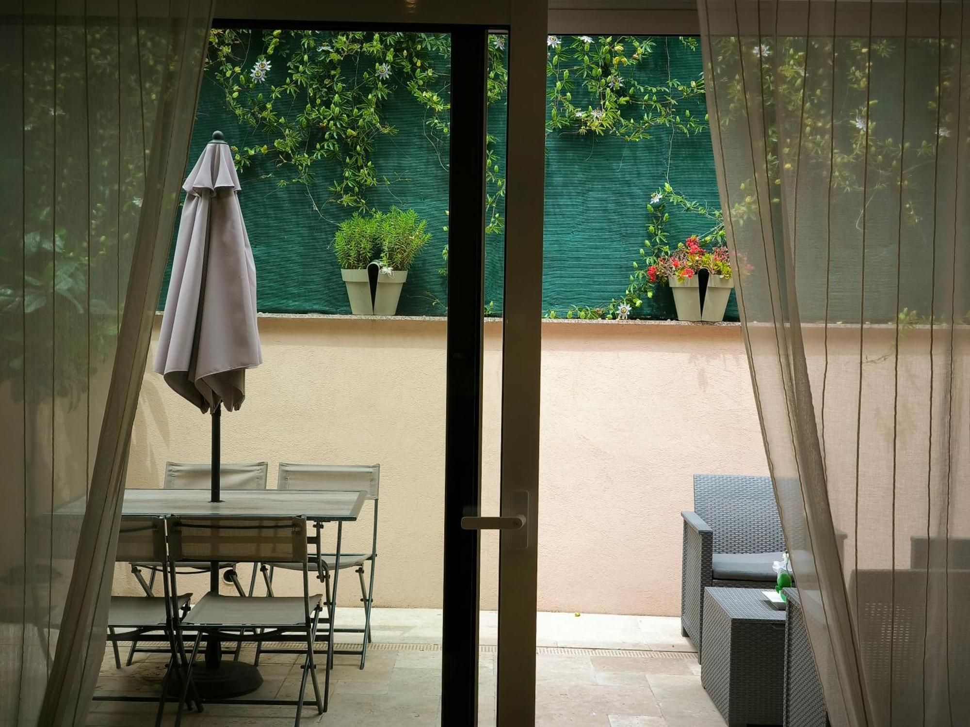 Beau Studio Cozy Centre Ville Et Plages Avec Terrasse N3 Ница Екстериор снимка