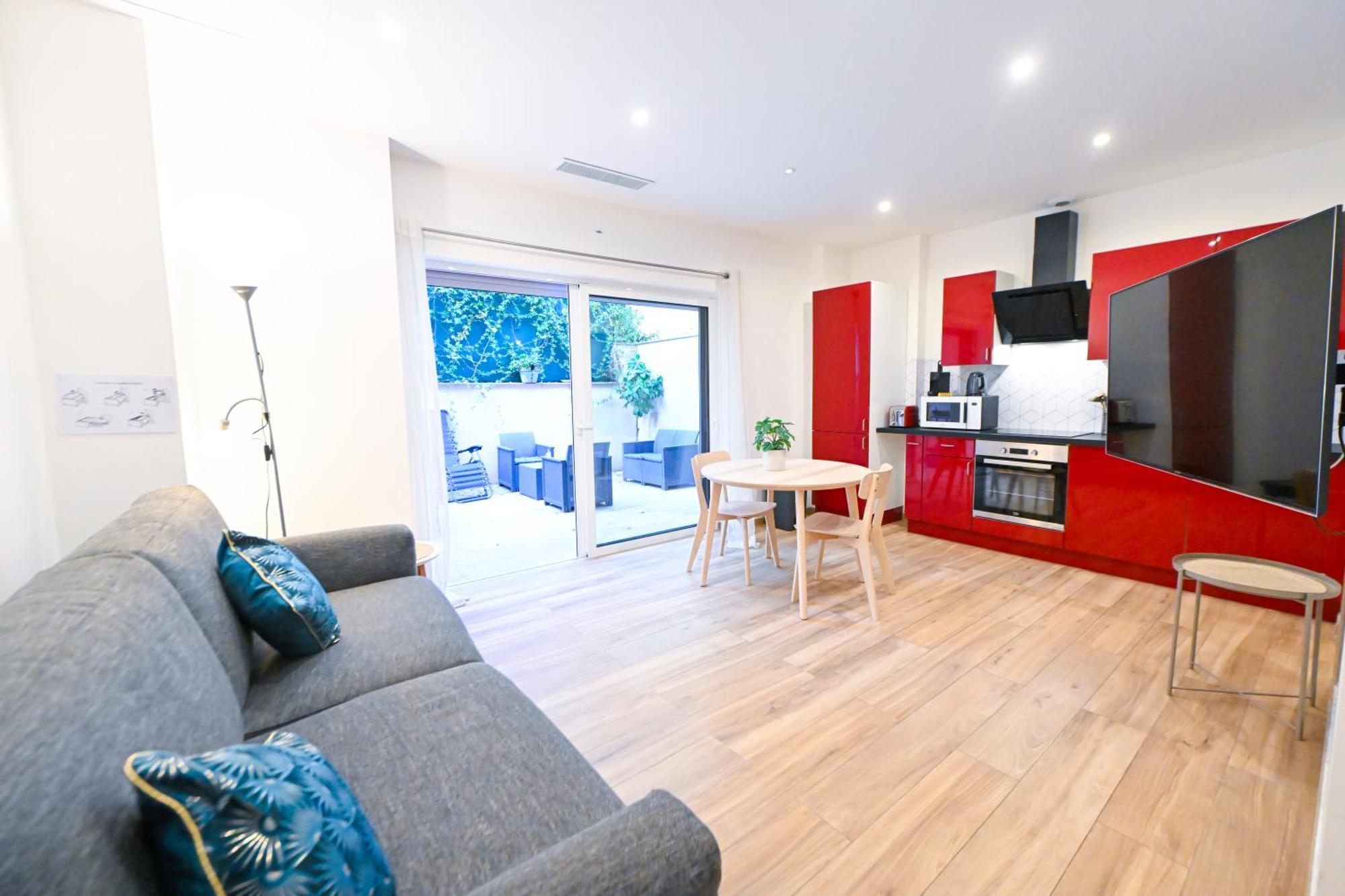 Beau Studio Cozy Centre Ville Et Plages Avec Terrasse N3 Ница Екстериор снимка