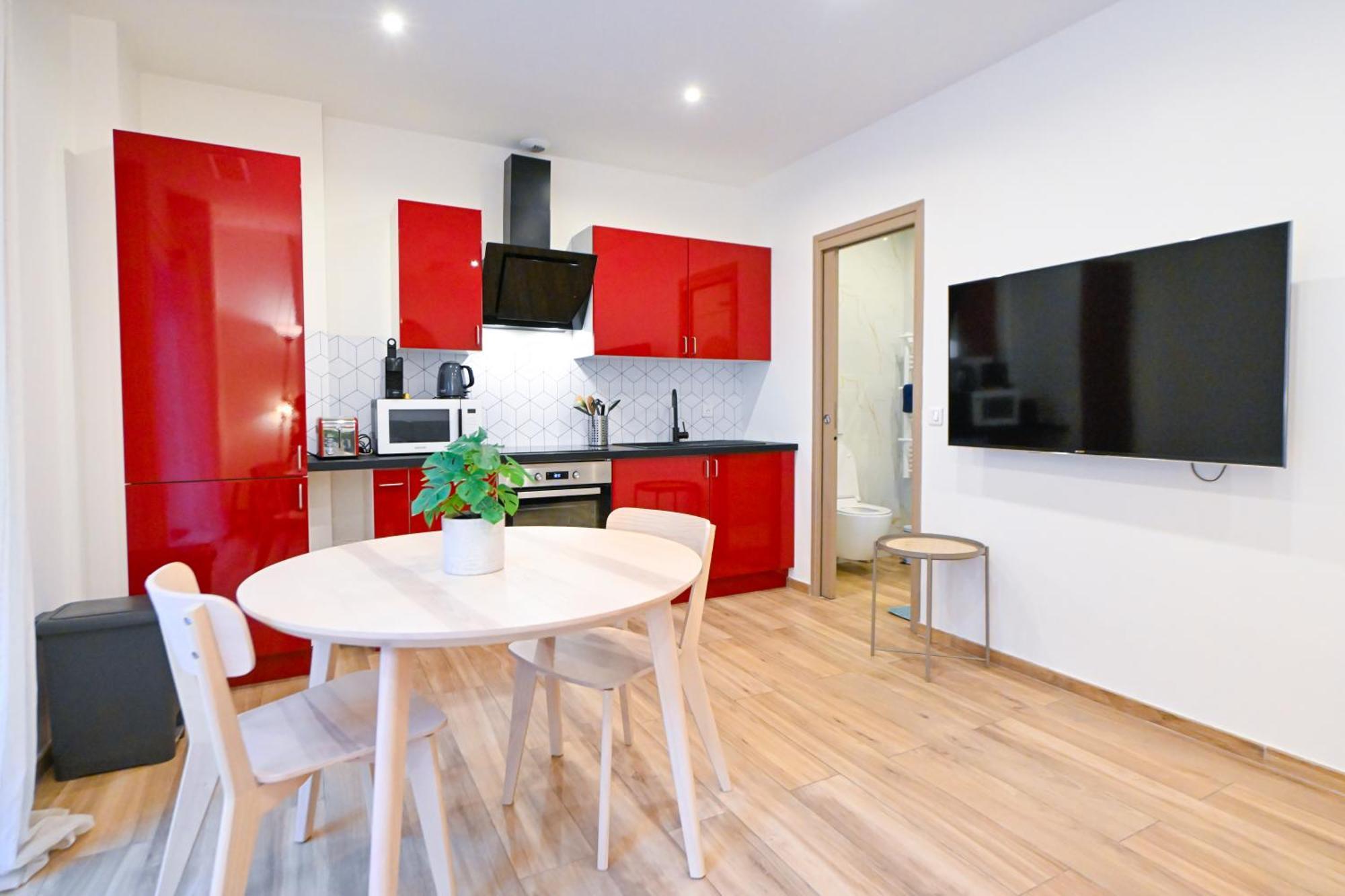 Beau Studio Cozy Centre Ville Et Plages Avec Terrasse N3 Ница Екстериор снимка